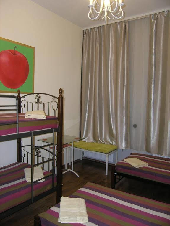 חארקיב Hostel Raiduzhny מראה חיצוני תמונה